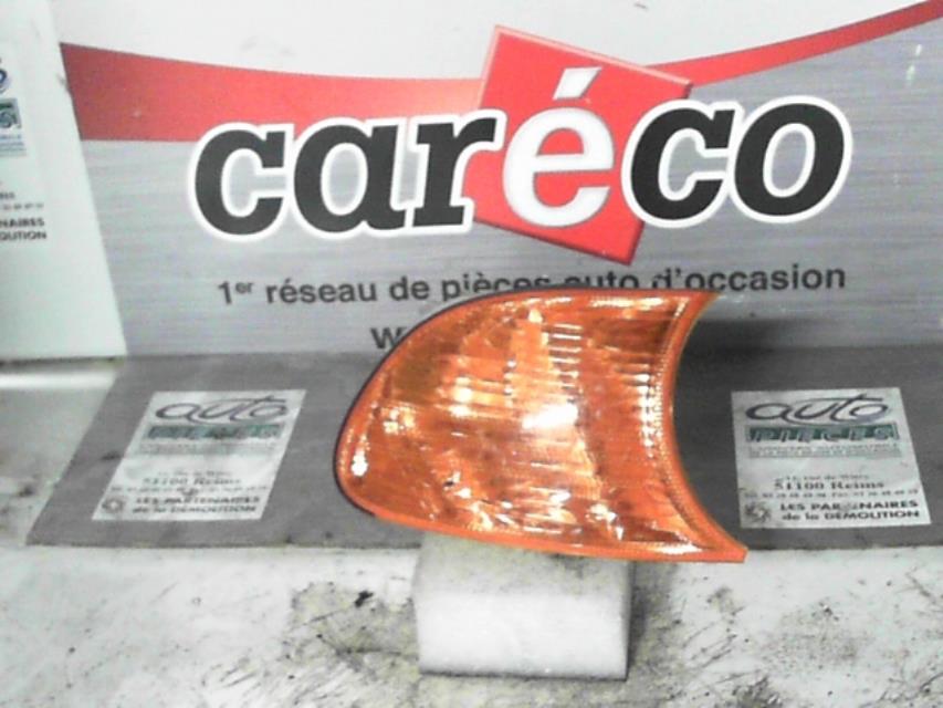 Optique avant secondaire droit (feux)(clignotant) BMW SERIE 3 E46 COUPE PHASE 2 Essence - 1
