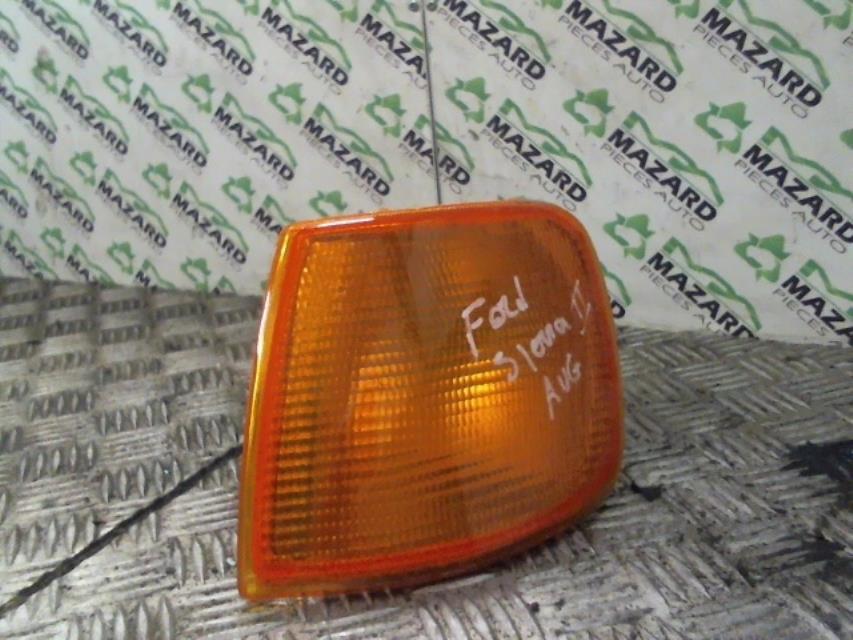 Gruppo ottico anteriore secondario sinistro (luci)(freccia) FORD SIERRA  - 1