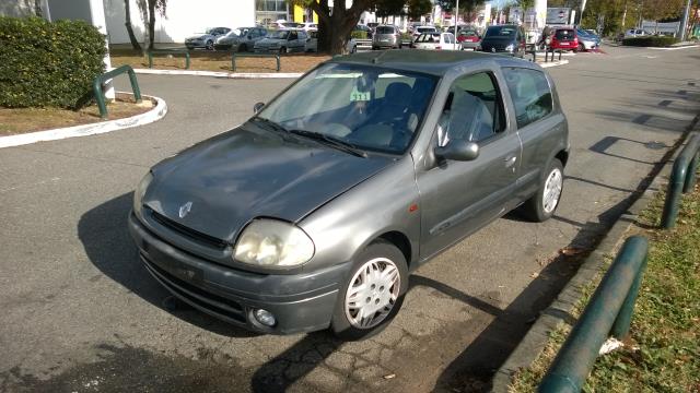 Image Feu arriere principal droit (feux) - RENAULT CLIO 2