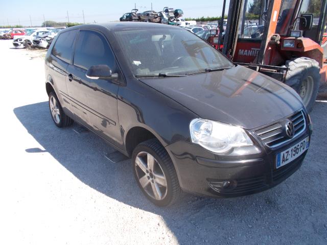 Maniglia portiera anteriore destra VOLKSWAGEN POLO 4 PHASE 2 Diésel - 1