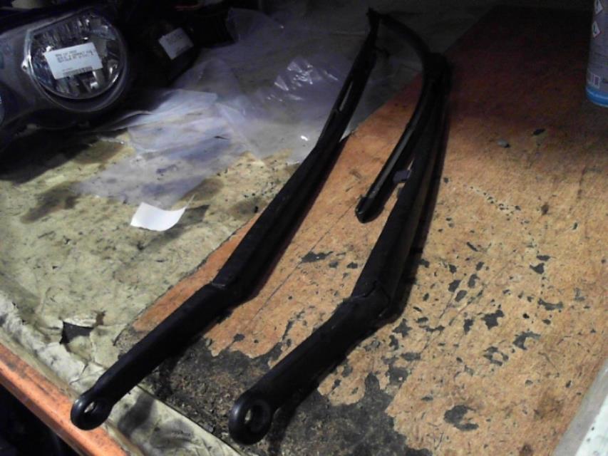 Braccio tergicristallo anteriore BMW SERIE 3 E46 COMPACT PHASE 1 Gasolina - 1