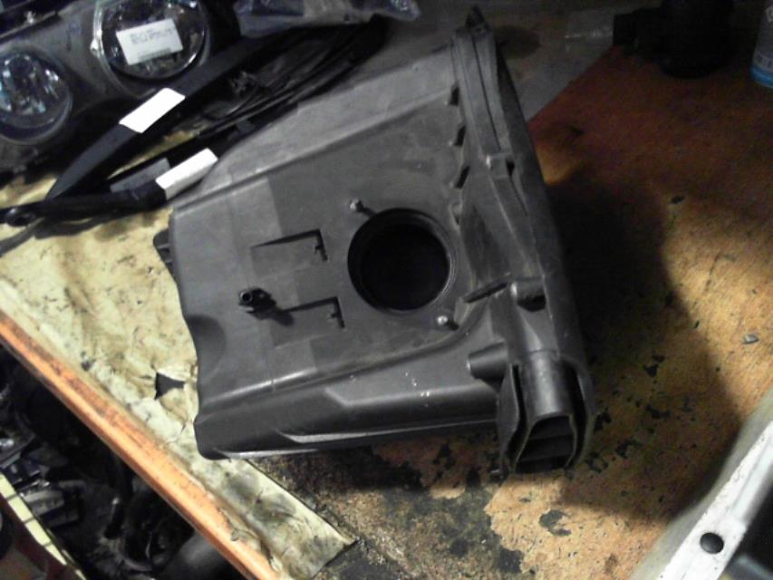 Boite a air BMW SERIE 3 E46 COMPACT PHASE 1 Essence - 1