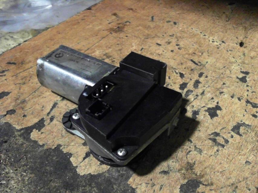 Motore tergicristallo posteriore BMW SERIE 5 E39  - 1
