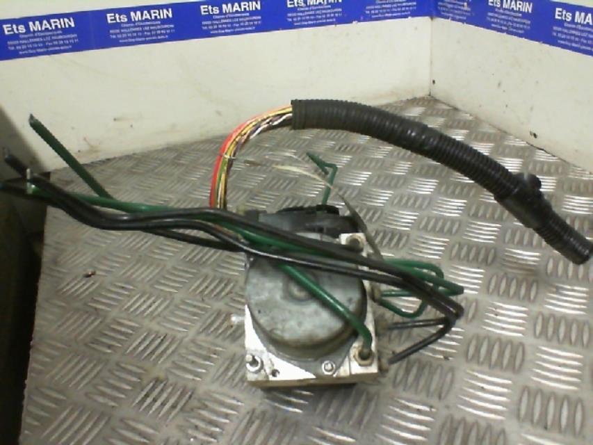 Blocco ABS (antibloccaggio freni) RENAULT TWINGO 1 PHASE 3 Gasolina - 1