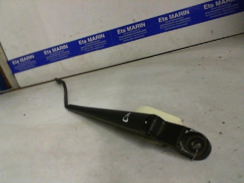 Braccio tergicristallo anteriore destro PEUGEOT 306 PHASE 2 Diésel - 1
