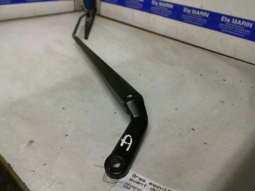 Braccio tergicristallo anteriore destro PEUGEOT 206 PHASE 1 Diésel - 1