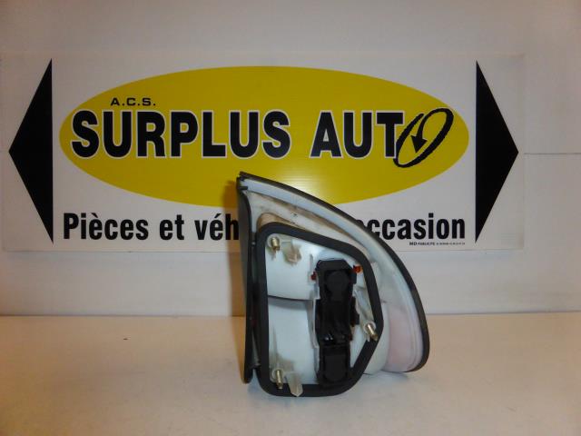 Image Feu arriere principal gauche (feux) - RENAULT LAGUNA 1