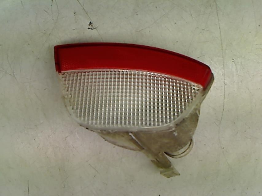 Feu de recul droit FORD FOCUS 1 Essence - 1