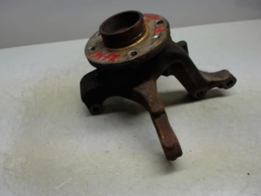 Fusee avant gauche DACIA SANDERO 1 Diesel - 1