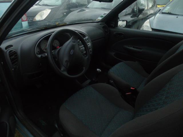 Image Feu arriere principal droit (feux) - FORD FIESTA 4
