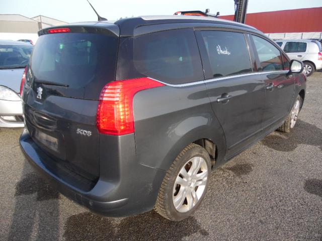 Image Siege central arriere - PEUGEOT 5008 1