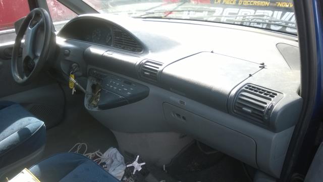 Image Feu arriere secondaire droit (feux) - PEUGEOT 806