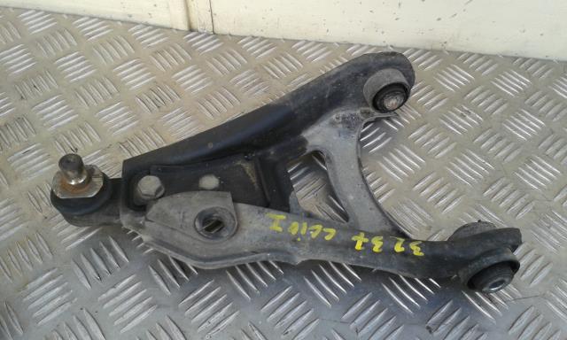 Triangle inferieur avant gauche RENAULT CLIO 1 PHASE 1 Essence - 1