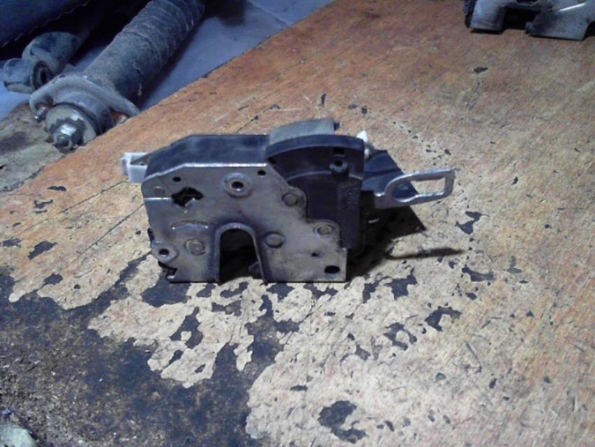 Serratura anteriore sinistra BMW SERIE 3 E36 COMPACT Gasolina - 1