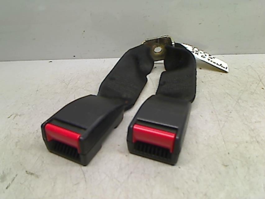 Attache ceinture arriere centrale OPEL CORSA B PHASE 2 Essence - 1
