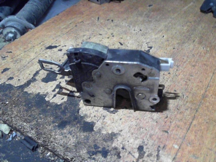 Serratura anteriore destra BMW SERIE 3 E36 COMPACT Gasolina - 1