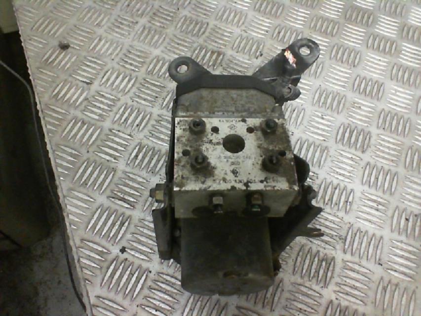 Bloc ABS (freins anti-blocage) RENAULT SCENIC 1 PHASE 2 Diesel - 1