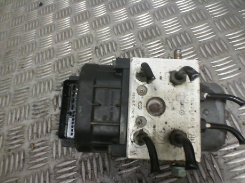 Blocco ABS (antibloccaggio freni) VOLKSWAGEN PASSAT 4 PHASE 2 Diésel - 1