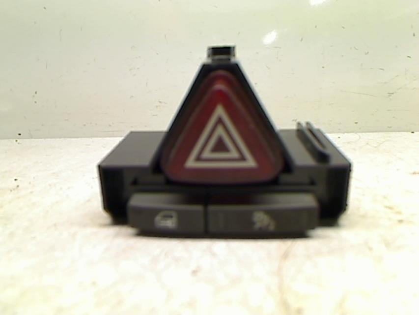 Bouton de warning OPEL CORSA D PHASE 2 Diesel - 1
