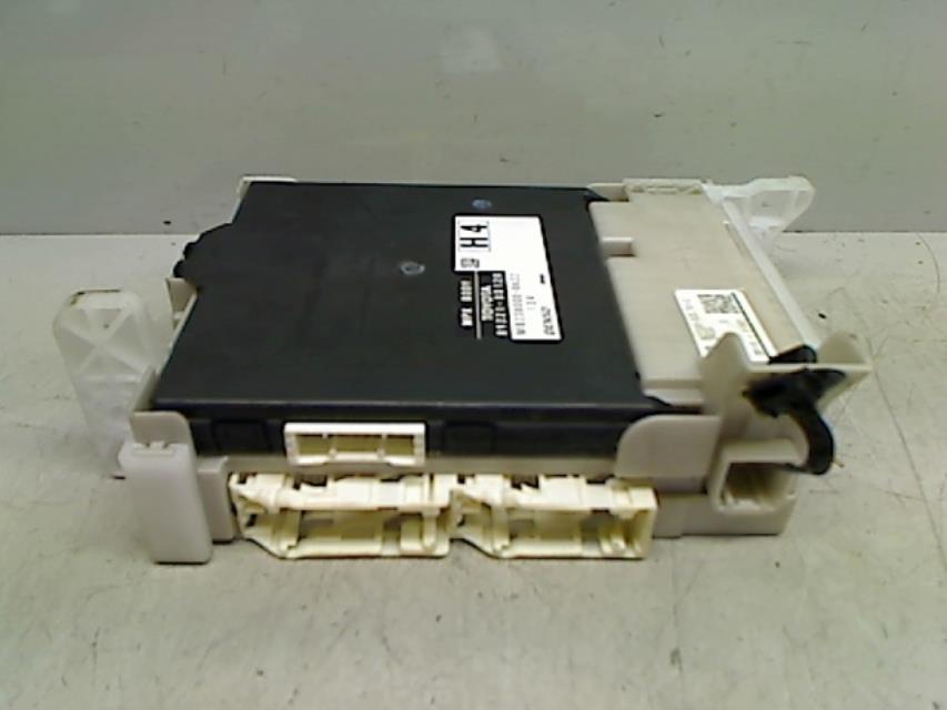 Boitier BSI TOYOTA YARIS 3 PHASE 1 Essence/Hybride - 1