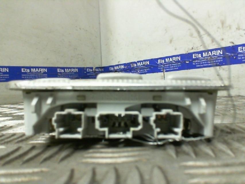 Eclairage de plafonnier PEUGEOT 407 PHASE 1 Diesel - 1