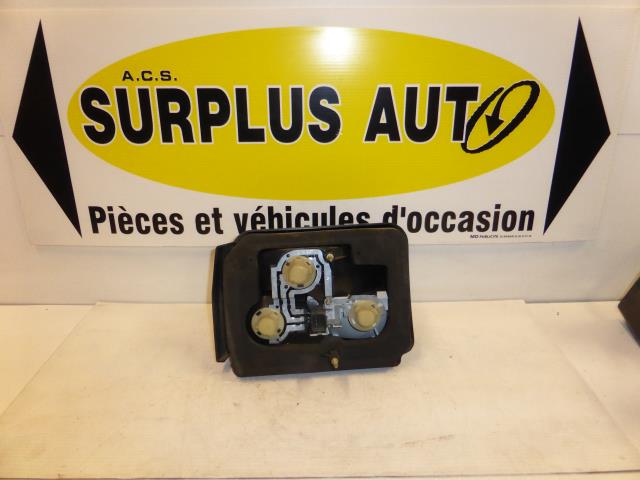 Image Feu arriere principal droit (feux) - ROVER 100