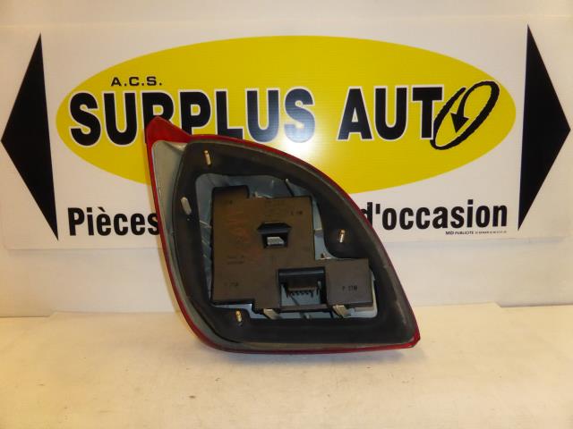 Image Feu arriere principal droit (feux) - FORD FIESTA 4
