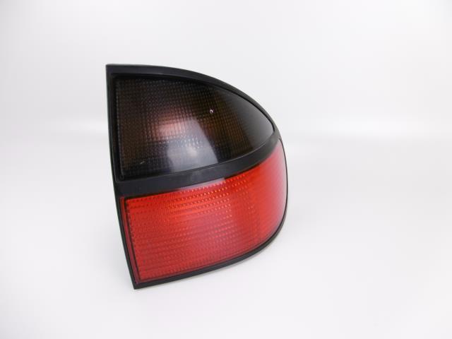 Fanale posteriore principale destro (luci) RENAULT LAGUNA 1 PHASE 1  - 1