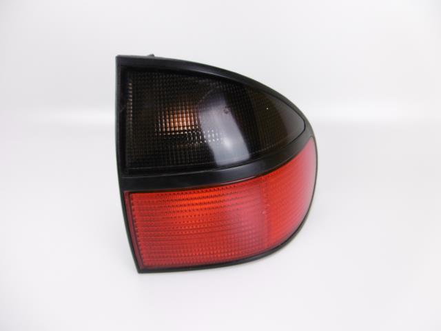 Fanale posteriore principale destro (luci) RENAULT LAGUNA 1 PHASE 1  - 1