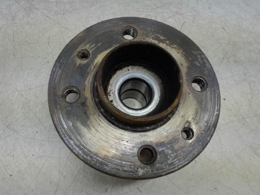Moyeu arriere gauche RENAULT LAGUNA 1 PHASE 2 BREAK Diesel - 1