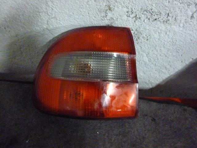 Fanale posteriore principale sinistro (luci) VOLVO V 40 1 PHASE 1 BREAK Gasolina - 1