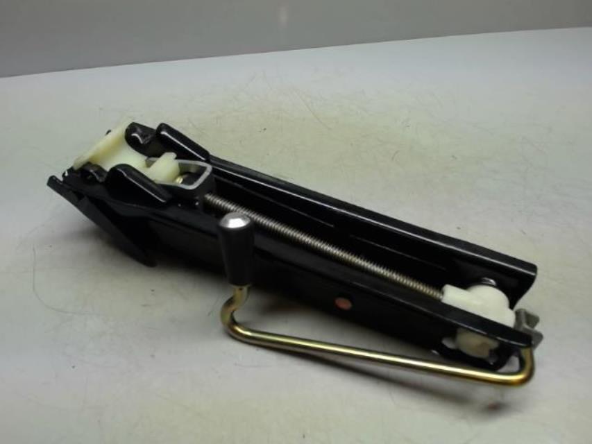 Cric CITROEN SAXO PHASE 2 Essence - 1