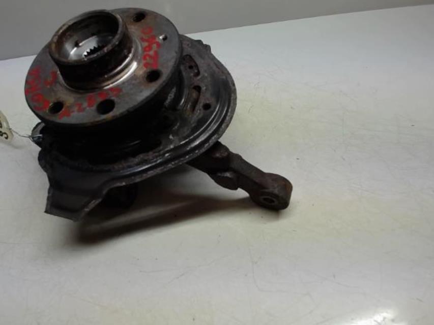 Fusee avant gauche OPEL CORSA C PHASE 1 Essence - 1