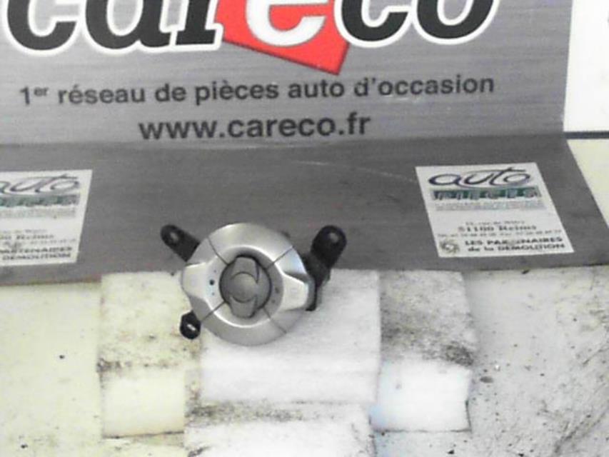 Bouton/Interrupteur HYUNDAI COUPE 1 Essence - 1