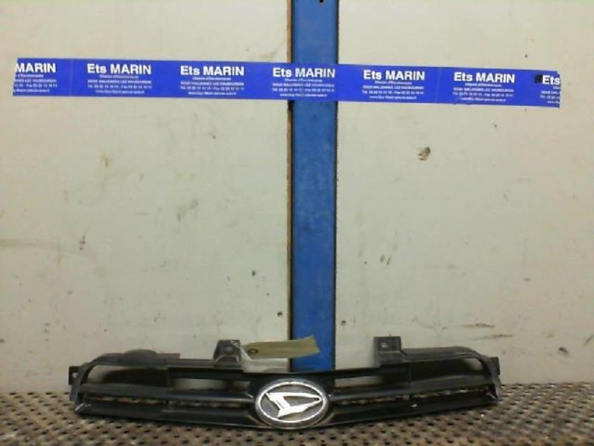 Calandre DAIHATSU YRV Essence - 1