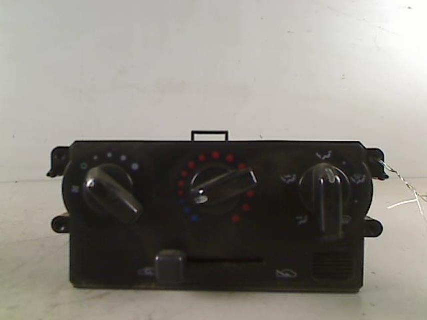Commande chauffage NISSAN MICRA 2 PHASE 1 Essence - 1