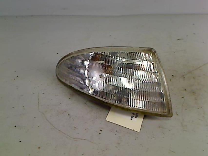 Gruppo ottico anteriore secondario destro (luci)(freccia) FORD MONDEO 1 PHASE 1 Gasolina - 1