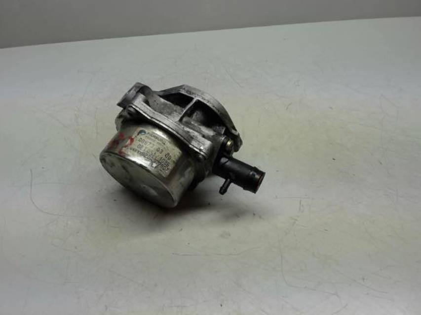 Pompe à vide RENAULT MEGANE 2 PHASE 2 Diesel - 1
