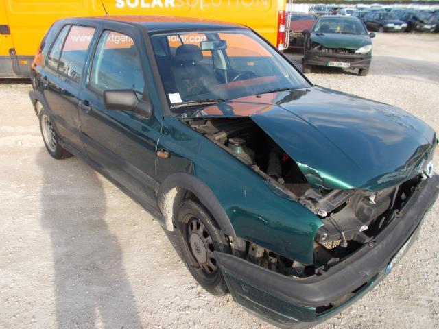 Pompe de direction VOLKSWAGEN GOLF 3 Essence - 1