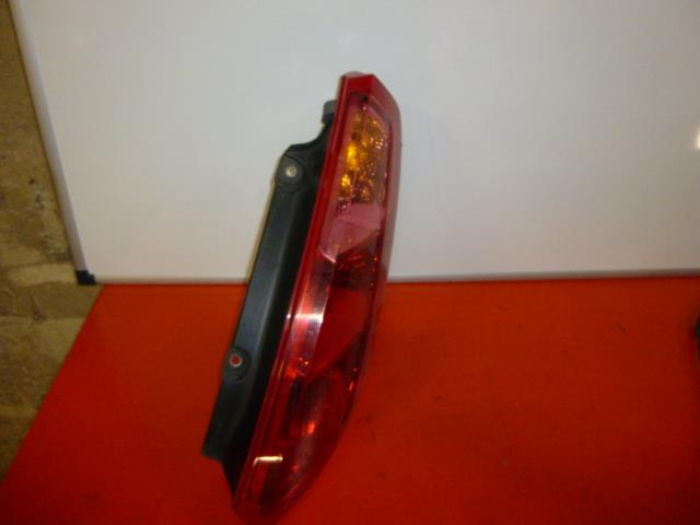 Fanale posteriore principale destro (luci) FIAT GRANDE PUNTO Diésel - 1