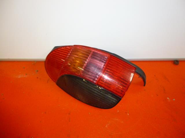 Fanale posteriore principale sinistro (luci) PEUGEOT 306 BREAK Diésel - 1