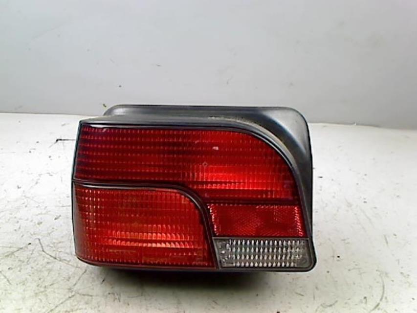 Fanale posteriore principale sinistro (luci) ROVER 100 PHASE 1 Gasolina - 1