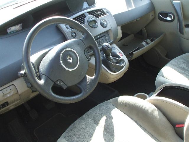 Image Capot - RENAULT GRAND SCENIC 2