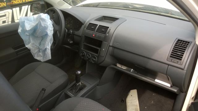 Image Commodo - VOLKSWAGEN POLO 4