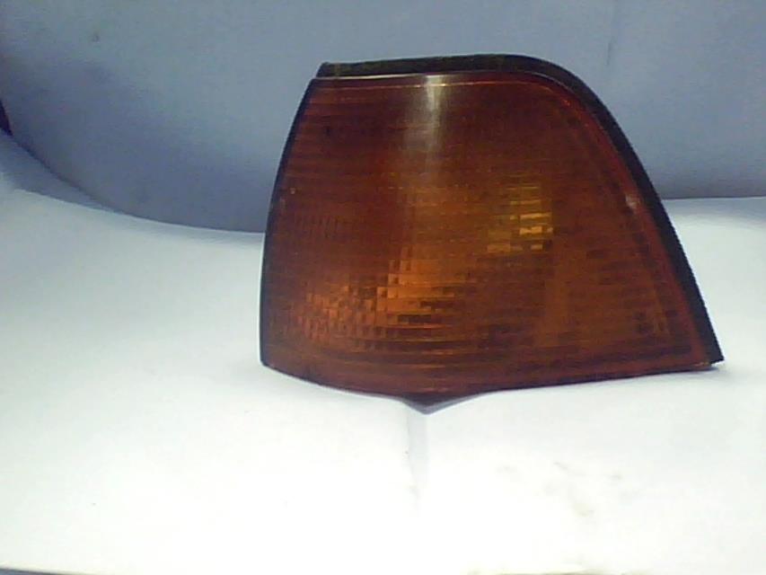 Optique avant secondaire gauche (feux)(clignotant) BMW SERIE 3 E36 Essence - 1