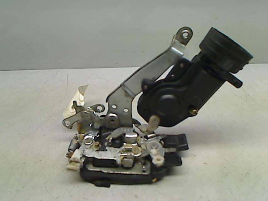 Serrure avant droit TOYOTA COROLLA 9 PHASE 2  - 1