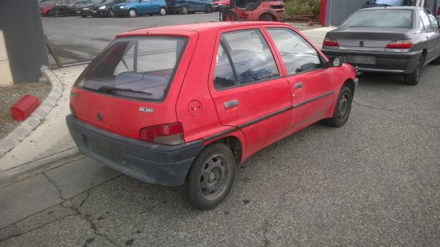 Image Feu arriere principal droit (feux) - PEUGEOT 106