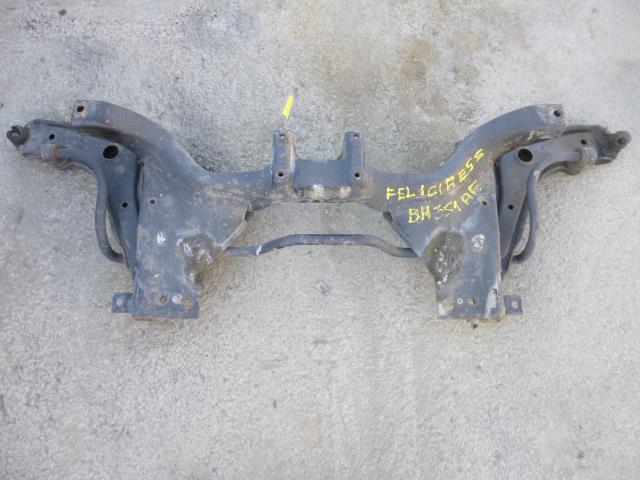Culla motore anteriore SKODA FELICIA  - 1