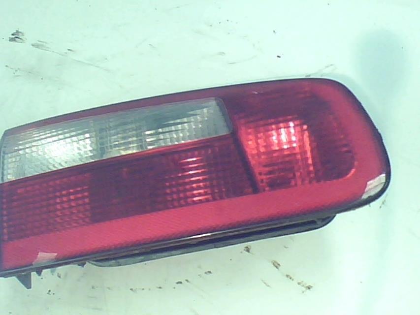 Feu arriere secondaire gauche (feux) RENAULT LAGUNA 2 PHASE 1 Diesel - 1