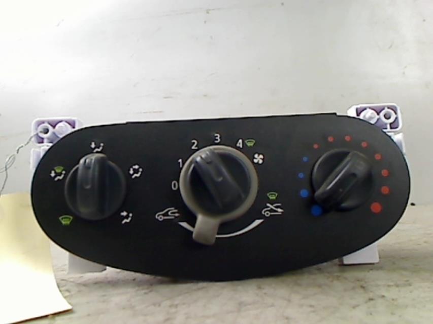 Commande chauffage DACIA SANDERO 1 Diesel - 1